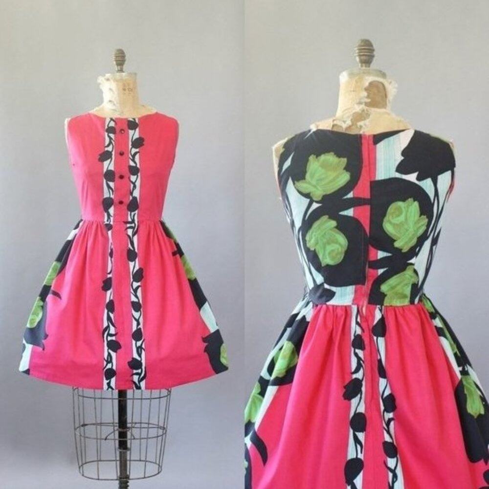 Amazing Unique True Vintage Fit and Flare dress LM